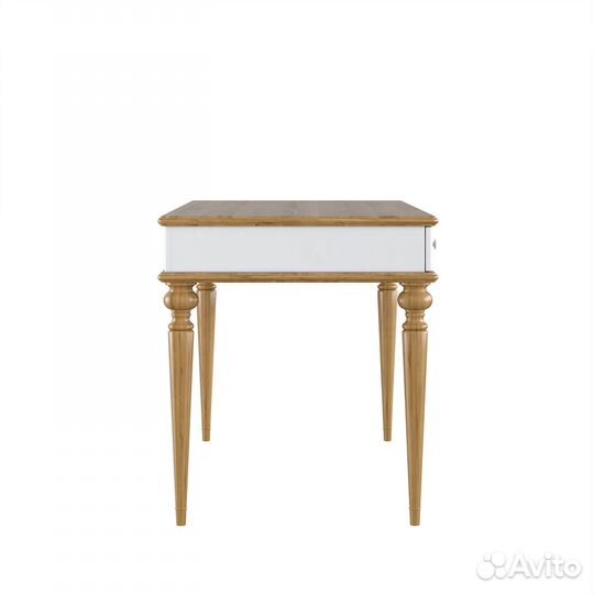 Письменный стол