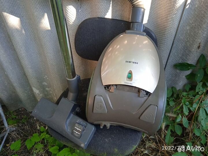 Пылесос Samsung-1300w, мешок, комплект, в идеале