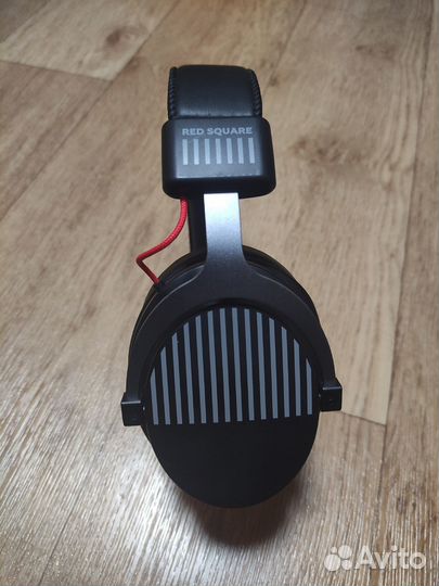 Наушники red square v3x новые