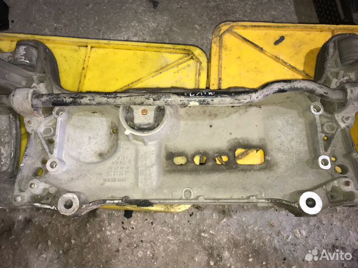 Балка подвески (подрамник) Volkswagen Passat B6