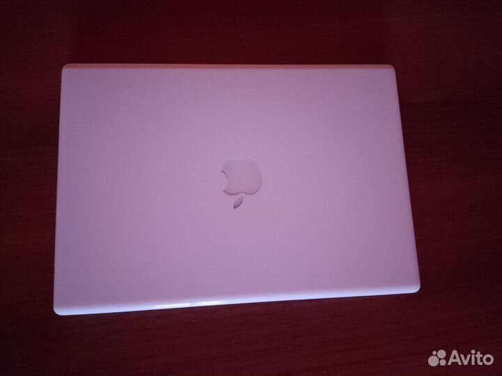 Apple MacBook 13