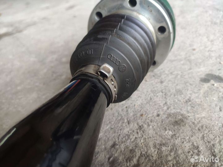 Привод правый Skoda Rapid 2013- 1,2 6R0407762