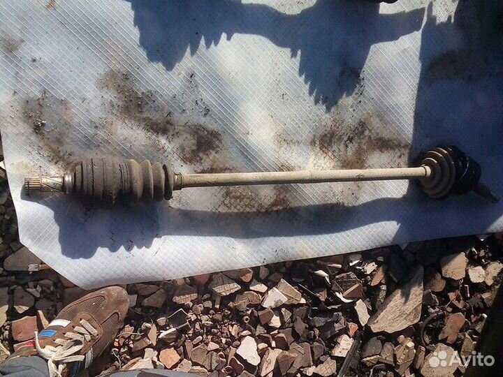 Привод левый Опель Корса 1.4 автомат