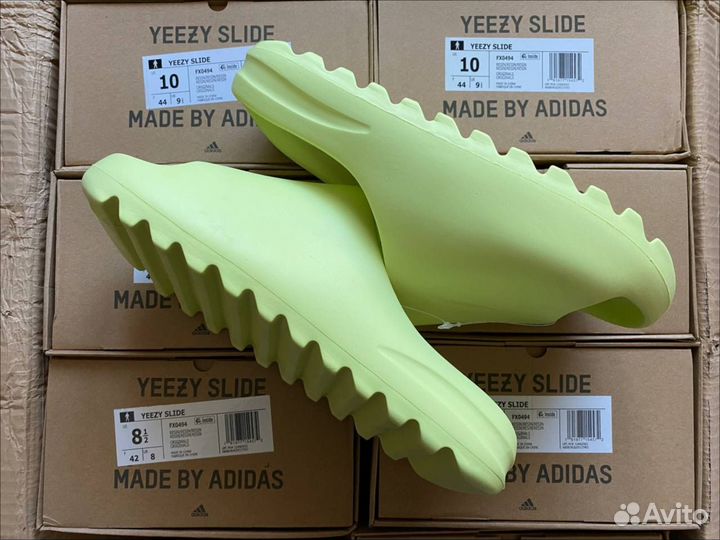 Тапки Adidas Yeezy Slide