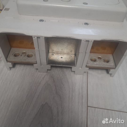 Автоматический выключатель