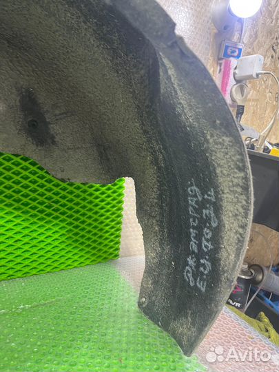 Подкрылок задний левый Geely Emgrand Fe-2 хэтчбек