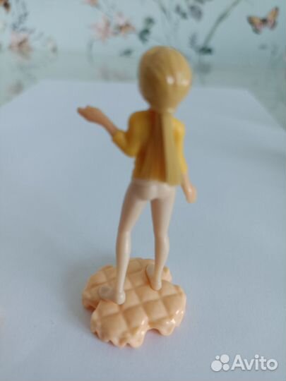 Киндер сюрприз леди баг