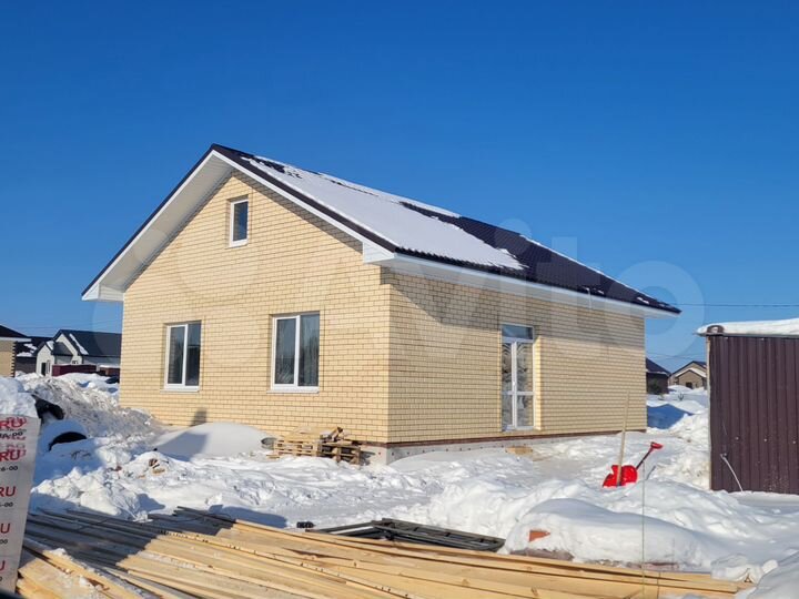 Дом 82 м² на участке 6 сот.