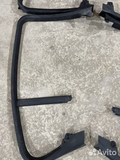 Накладка рамки двери задняя левая bmw f30