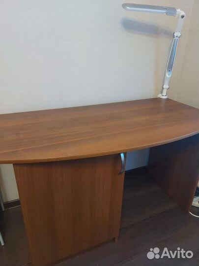 Письменный стол для школьника бу