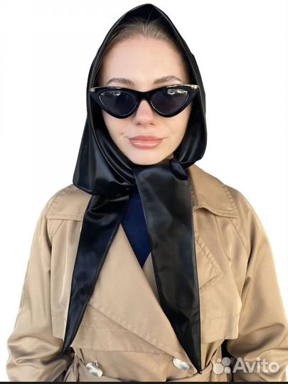 Косынка из экокожи утеплённая