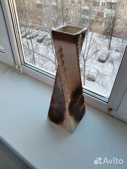 Керамическая ваза