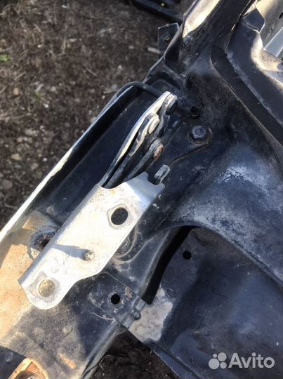 Hyundai sonata 5 петли капота