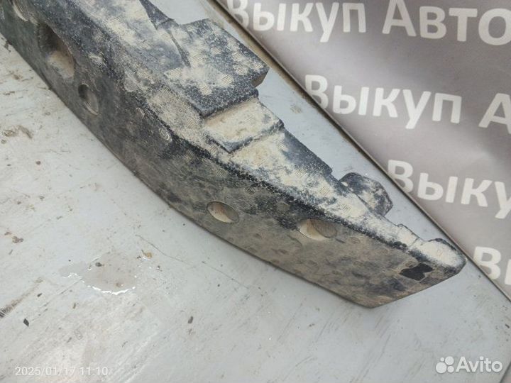 Абсорбер бампера передний Toyota Camry 2012