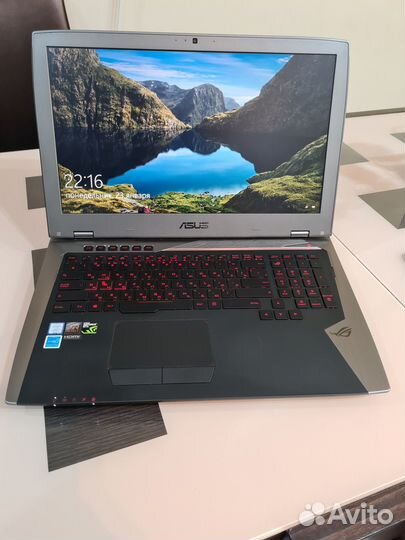 Asus ROG g701vik I7 7820HK Intel Core i7 2.9-3.9гг