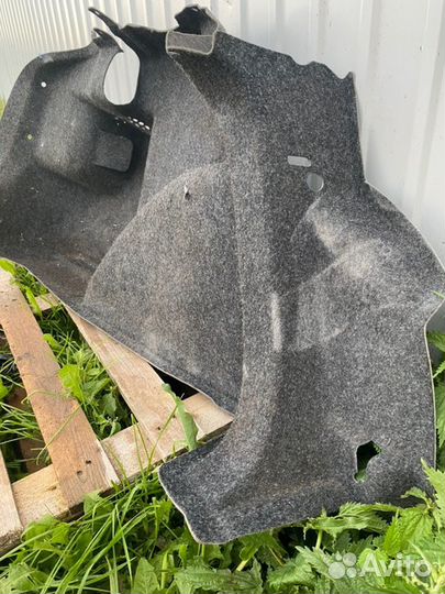 Обшивка багажника левая Volkswagen Polo cедан cfna