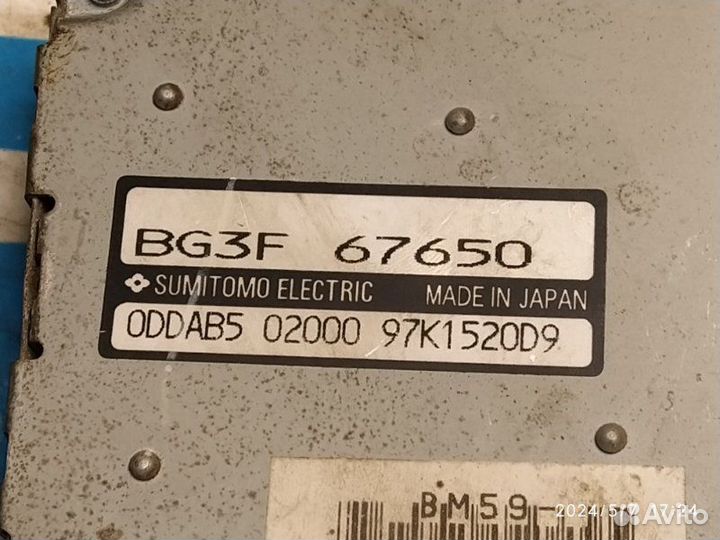 Блок управления ABS Mazda 323 BA 94-98