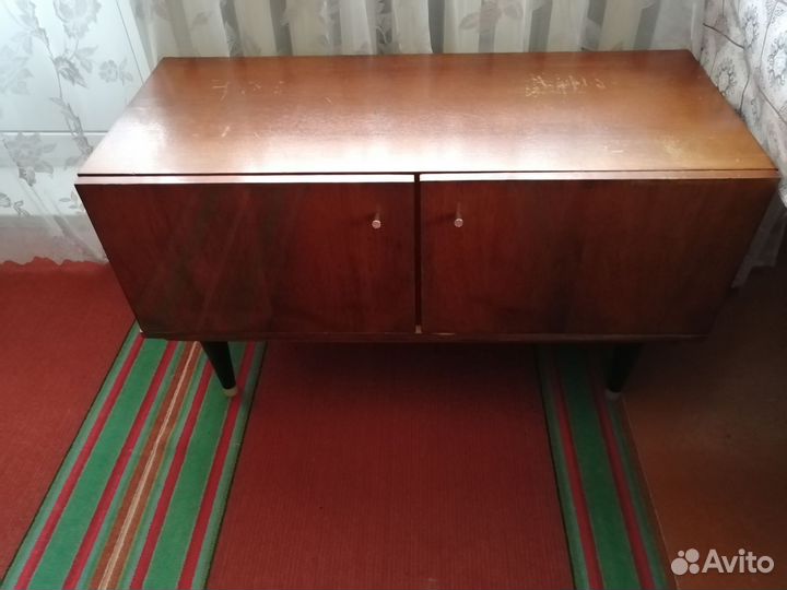 Тумбочка под телевизор СССР