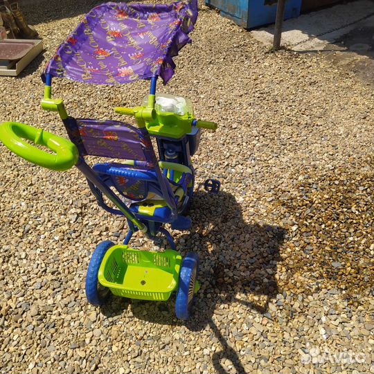 Велосипед детский 3-х колесный с ручкой