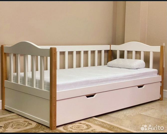 Кровать детская бук