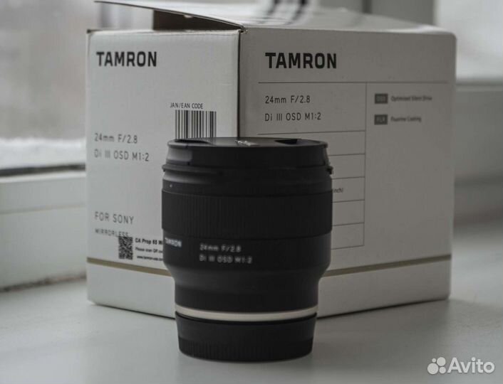 Объектив Tamron 24mm F/2,8 Di lll OSD M:1 Е-mount