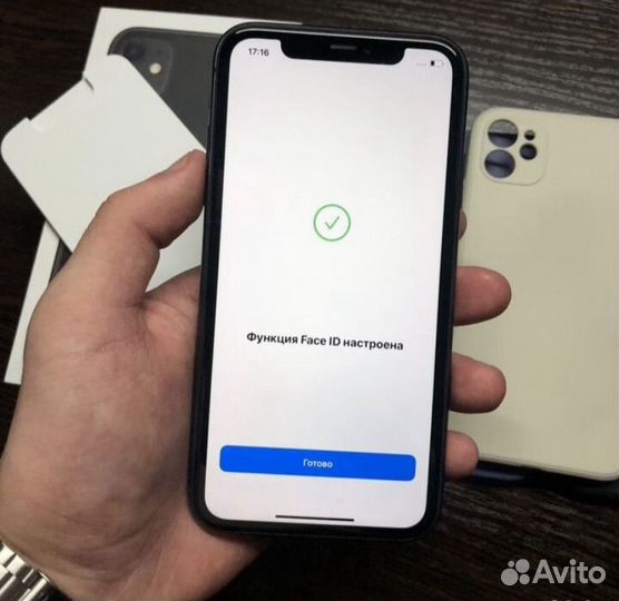 iPhone 11, 64 ГБ
