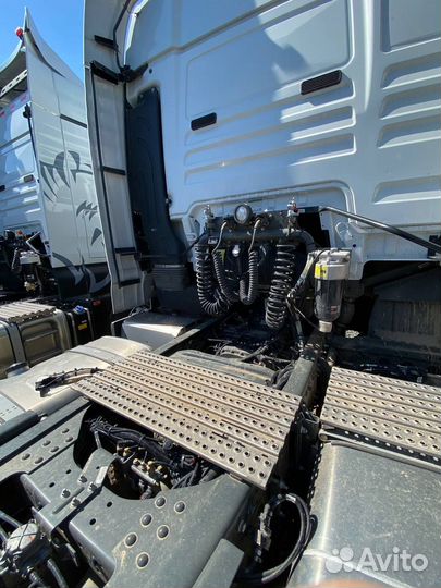 Sitrak ZZ4256V364HE, 2023