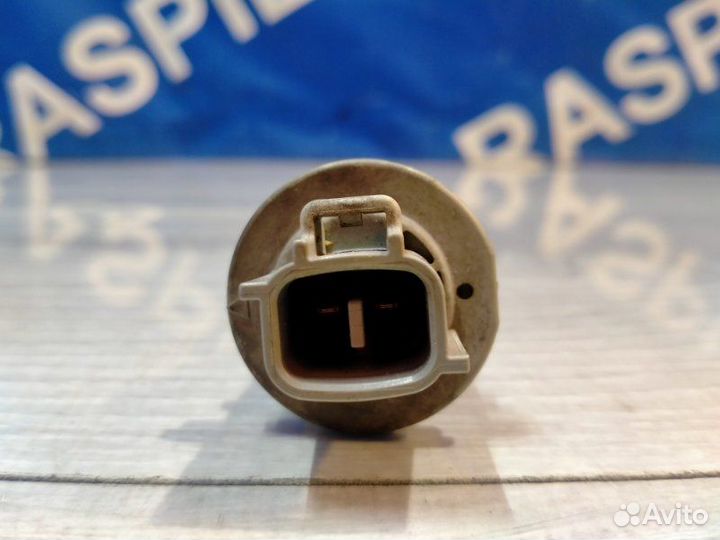 Патрон лампы Toyota Mark Ii JZX100 1jzge 1998.11