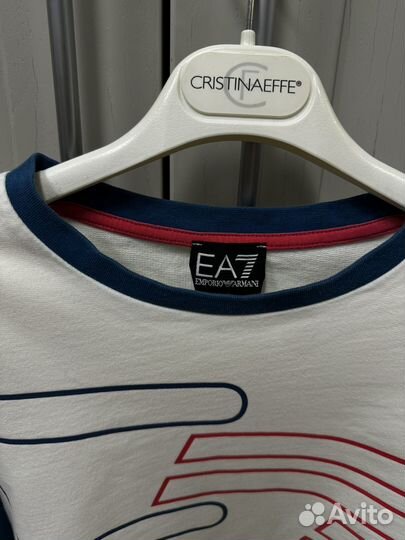 Свитшот женский Emporio Armani