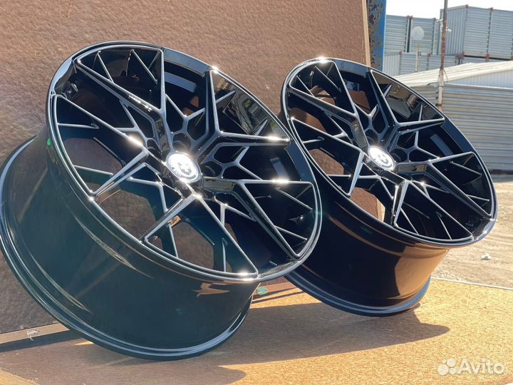 Диски HRE FF10 R18 5x108 черные глянец