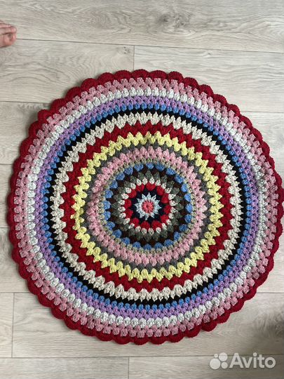 Коврик ручной работы