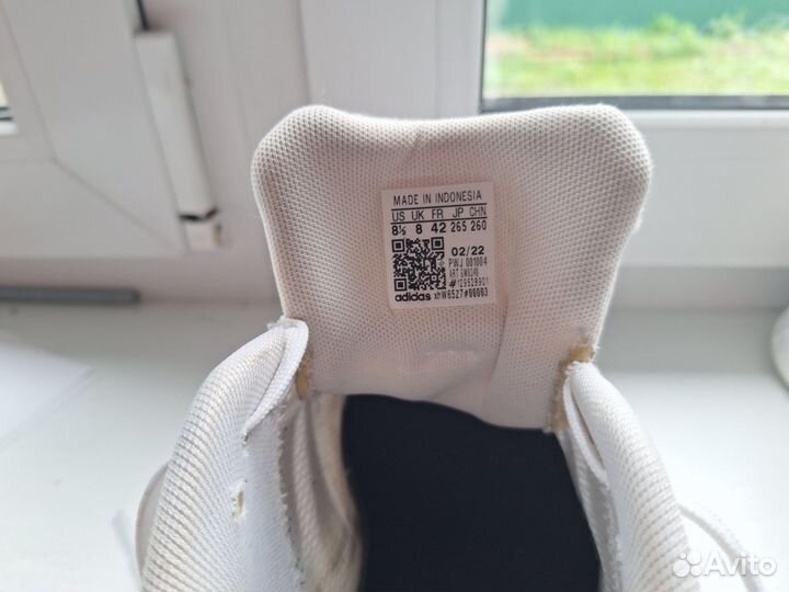 Кроссовки Adidas