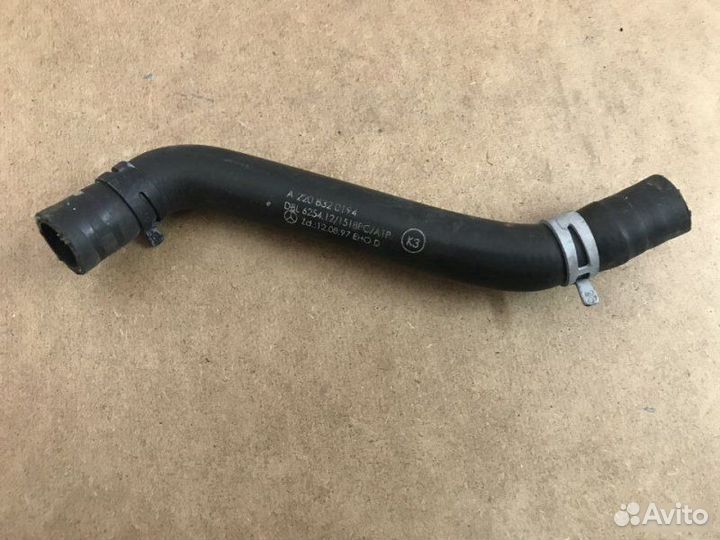 Патрубок отопительной системы Mercedes-Benz S500