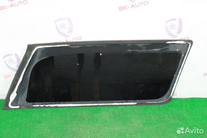 Задние боковые стекла Cadillac Escalade GMT800 ESV