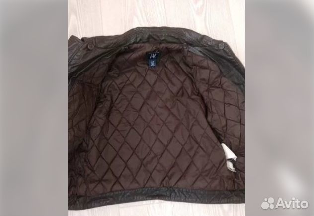 Куртка детская кожанная, размер примерно 122, цела