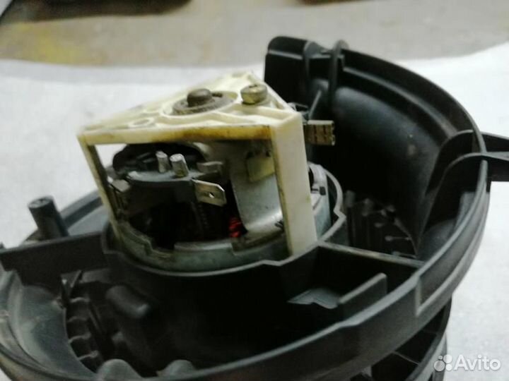 Моторчик отопителя Mercedes W208 CLK