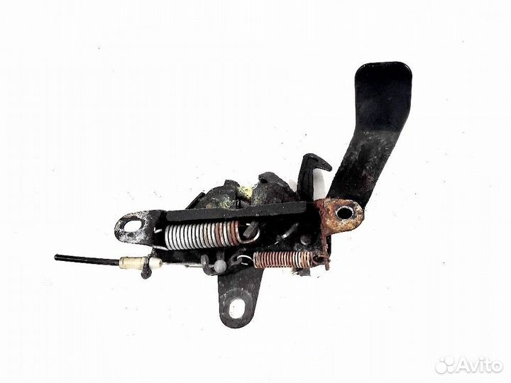 Замок капота (2000-2006) Toyota RAV4 2