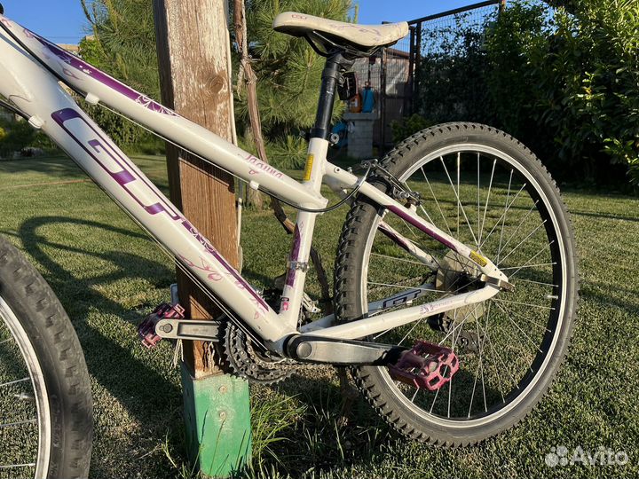 Велосипед подростковый GT Laguna 26 S