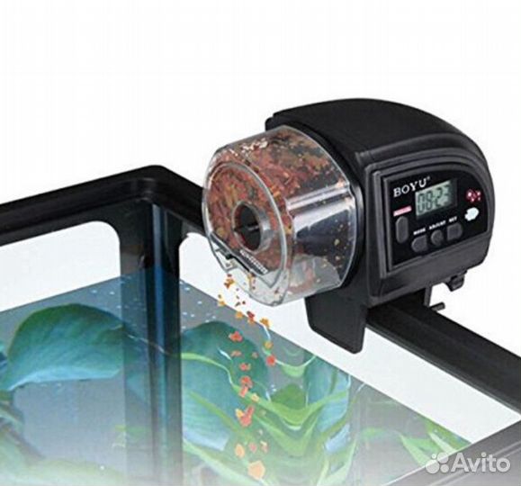 Автокормушка Boyu большая ж/к дисплей и таймер