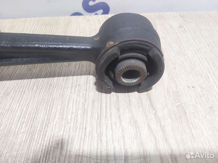 Рычаг передний нижний левый Toyota Mark II GX110