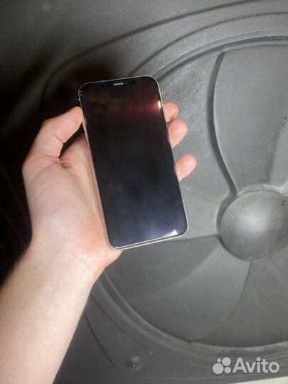 iPhone X, 256 ГБ