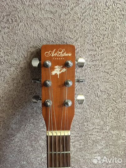 Акустическая гитара Art & Lutherie Godin