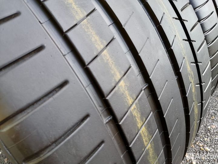 Michelin Pilot Super Sport 335/30 R20