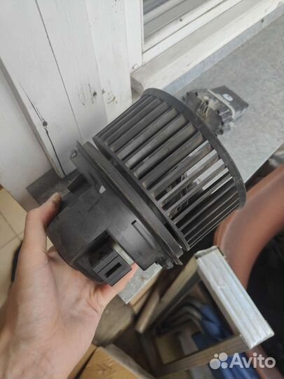 Ford Focus 2 вентилятор отопителя оригинал