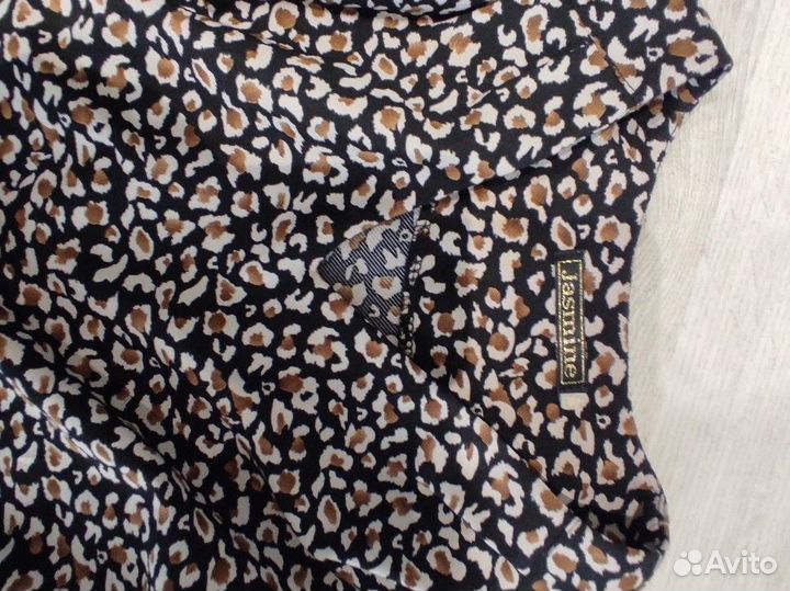 Платье женское 42 44 бу