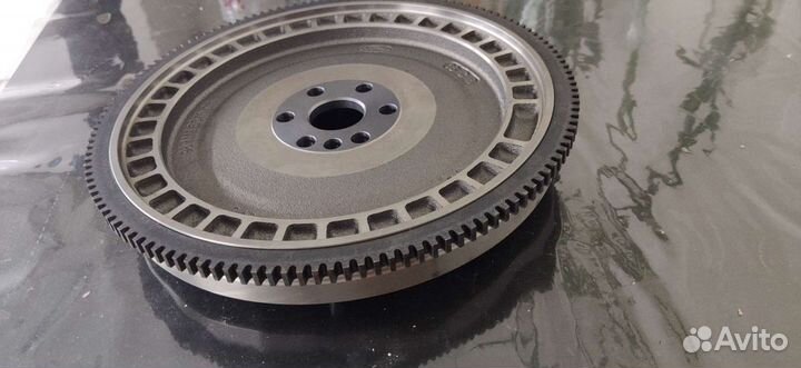 Маховик на ford focus МКПП