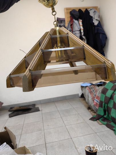 Продал люстры