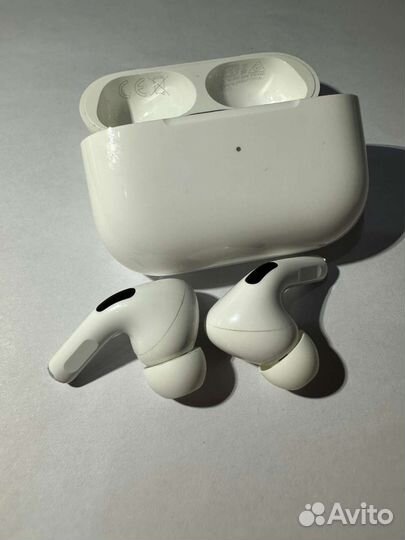 Apple Airpods pro (оригинал)