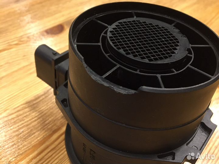 Расходомер воздуха BMW E87 Bosch (дефект)