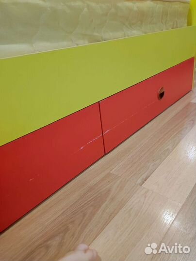 Продам детскую кроватку